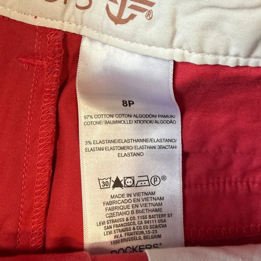 Dockers Womens Chino‎ Shorts Coral Pink Watermelon Red Stretch Size 8P Petite